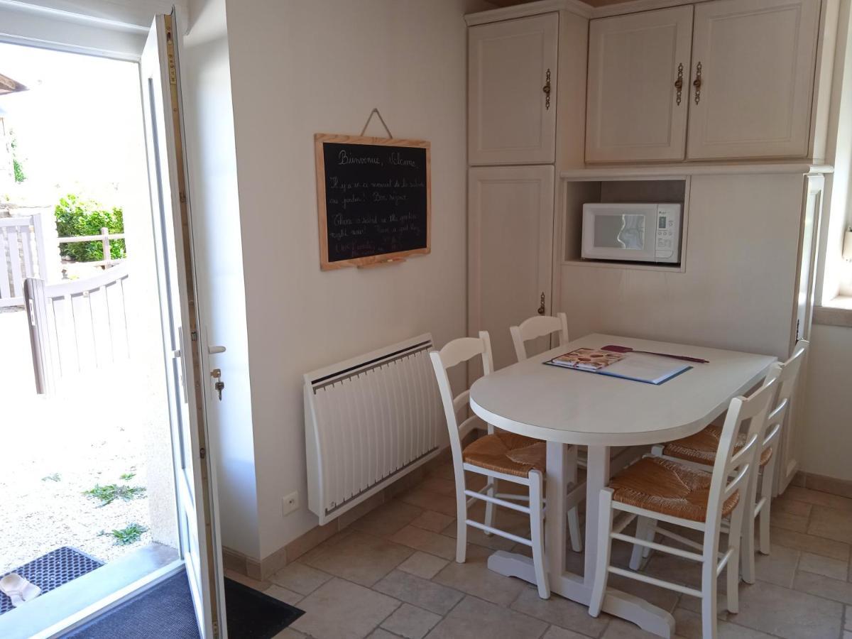 Montcharvot Les Jardins Des 3 Provinces- Gite מראה חיצוני תמונה