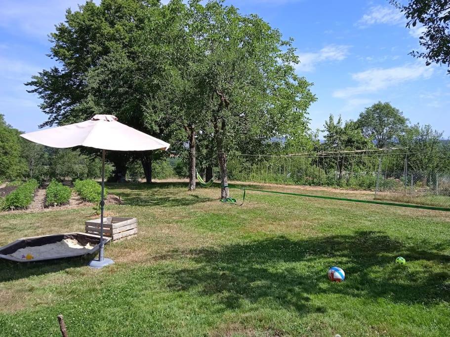 Montcharvot Les Jardins Des 3 Provinces- Gite מראה חיצוני תמונה