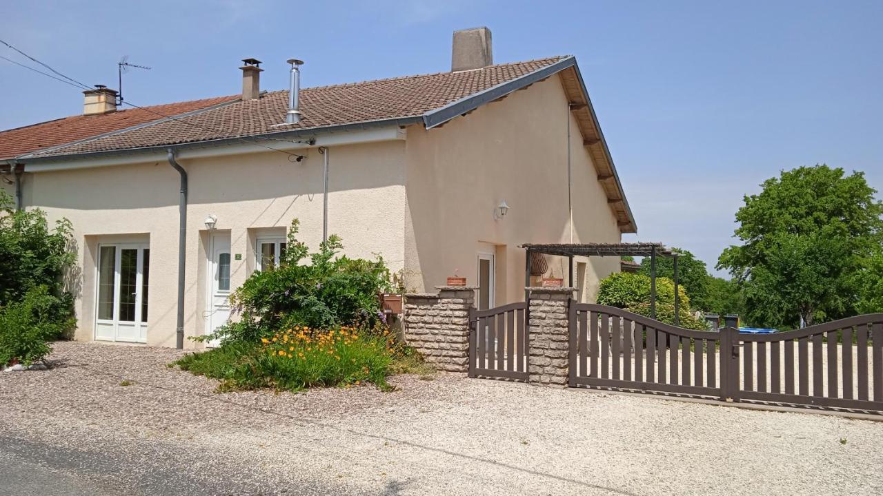 Montcharvot Les Jardins Des 3 Provinces- Gite מראה חיצוני תמונה
